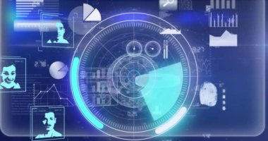 Radar, grafik, ışık, veri ve sosyal medya kullanıcı fotoğraflarıyla dijital ekranın animasyonu. Ağ, sosyal medya, dijital arayüz ve teknoloji konsepti dijital olarak oluşturulmuş video.