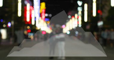 Geceleri şehre karşı istatistiksel ve finansal veri işleme görüntüsü. Küresel finans ve iş teknolojisi kavramı