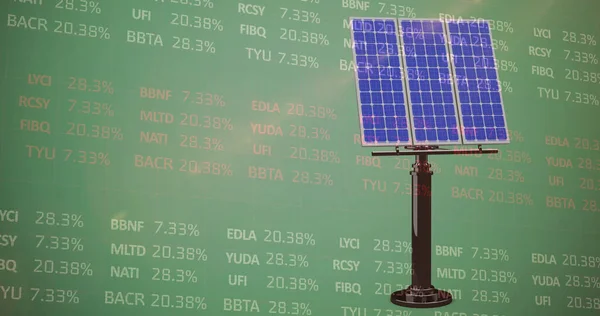 Bild Der Börsendatenverarbeitung Über Solarzellen Vor Grünem Hintergrund Weltwirtschaft Und — Stockfoto