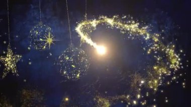 Altın yıldızların üzerinde kayan yıldızların animasyonu ve siyah ve mavi arka planda takılar. Noel, kış, gelenek ve yeni yıl konsepti dijital olarak oluşturulmuş video.