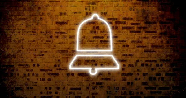Kompozyt Podświetlanej Cyfrowej Ikony Dzwonka Powiadamiającego Starej Ceglanej Ścianie Przestrzeń — Zdjęcie stockowe
