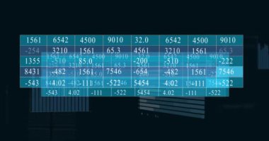 Siyah arkaplan üzerinde veri işleme animasyonu. küresel iş ve dijital arayüz kavramı dijital olarak oluşturulmuş video.