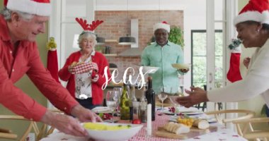 Yılbaşı kutlamalarının animasyonu, kıdemli çeşitli arkadaşlar aracılığıyla Noel yemeği masasında mesajlaşıyor. Noel geleneği, kutlama ve şenlik konsepti dijital olarak oluşturuldu.