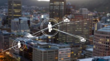 Şehir manzarası üzerindeki bağlantı ağının animasyonu. Dijital olarak oluşturulmuş küresel ağ, bağlantılar, iletişim ve teknoloji konsepti.