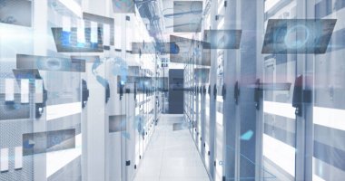 Bilgisayar sunucu odasına karşı matematiksel denklemlerin ve veri işlemenin resmi. Bilgisayar arayüzü ve iş veri depolama teknolojisi kavramı