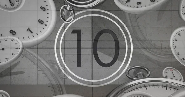 Klasik Siyah Beyaz Film Projektörlerinde Saat Saatlerle Birlikte Numaranın Görüntüsü — Stok fotoğraf