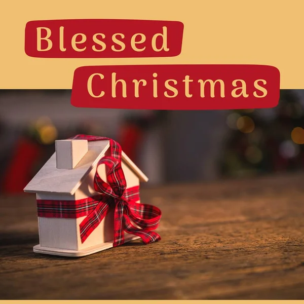 Samenstelling Van Gezegende Kersttekst Boven Speelgoedhuis Kerst Traditie Viering Concept — Stockfoto