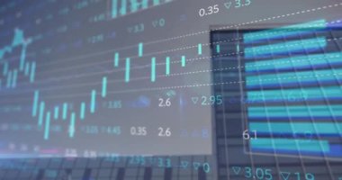 Şehir manzarası üzerinde finansal veri işleme animasyonu. Küresel iş ve veri işleme kavramı dijital olarak oluşturulmuş video.