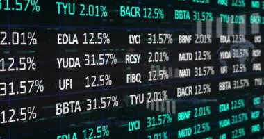 Finansal veri işleme animasyonu ve siyah arkaplan istatistikleri. Küresel finans, iş ve veri işleme kavramı dijital olarak oluşturulmuş video.