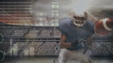Amerikan futbolcularının finansal veri işleme ve istatistiklerinin animasyonu. Küresel spor, rekabet, iş, finans ve veri işleme kavramı dijital olarak oluşturulmuş video.