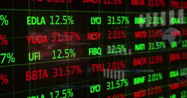 Finansal veri işleme animasyonu ve siyah arkaplan istatistikleri. Küresel finans, iş ve veri işleme kavramı dijital olarak oluşturulmuş video.