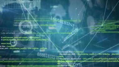 Mavi arkaplanda bağlantılar ve veri işleme ağlarının animasyonu. Küresel iş, bilgisayar ve veri işleme kavramı dijital olarak oluşturulmuş video.