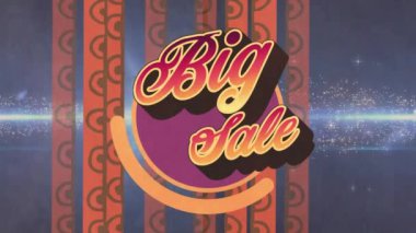 Dekoratif çizgili ve ışıklı siyah arka planda büyük satışın animasyonu. Ticaret, satış ve promosyonlar konsepti dijital olarak oluşturuldu.