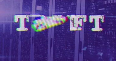 Violet sunucu odasındaki satışların animasyonu. İletişim, küresel ağ ve teknoloji konsepti dijital olarak oluşturulmuş video.