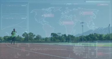 Stadyumda kılıç eğitimi almış Afro-Amerikan bir adamın dijital ekran animasyonu. Engellilik, aktif yaşam tarzı ve dijital arayüz konsepti dijital olarak oluşturulmuş video.