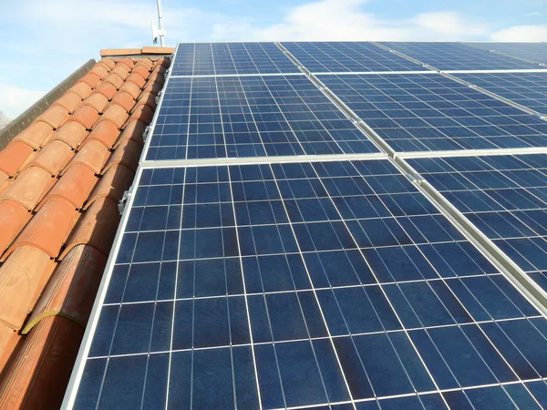 Energy on the roof — Stock Photo, Image