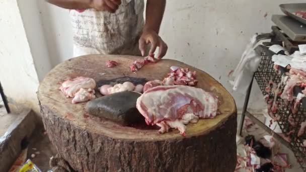 Slagerij Stuk Schapen Lamsvlees Voor Wachtende Klanten Lamp Vlees Snijden — Stockvideo