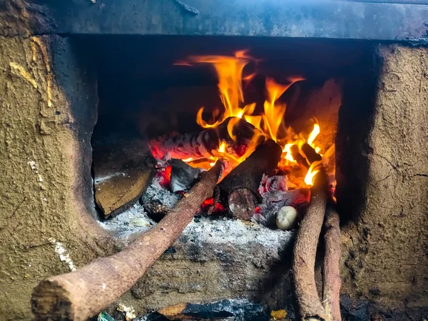 Fire Woods Burning Traditional Kitchen — Stock Photo, Image