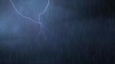 Yağmur Yıldırım Çarpması Animasyon 4K ile yağıyor. Fırtına ve Bulutlarda Çarpıcı Yıldırım - 3D Kusursuz Döngü 4K Animasyon. Karanlık gökyüzünde şimşek ve gök gürültüsü..