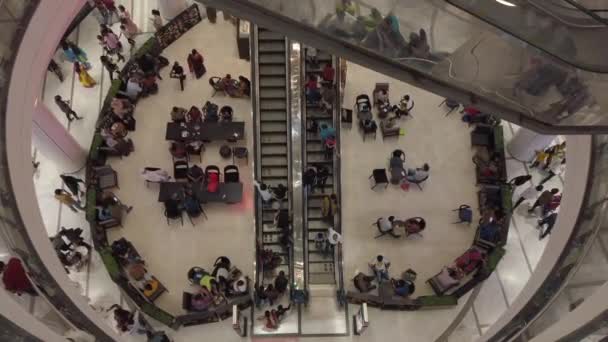 Chennai India January 1St 2022 People Walking Using Escalator Shopping — Stok video