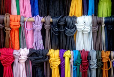  Renkli nakış ipi arka plan. Seçici odak.