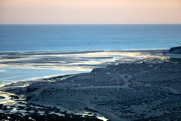 Wzory Przy Niskiej Wodzie Piasku Plaży Pobliżu Costa Calma Fuerteventurze — Zdjęcie stockowe