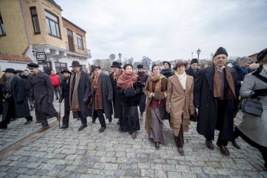 Sokak tiyatrosu performansı 