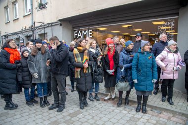 Sokak tiyatrosu performansı 