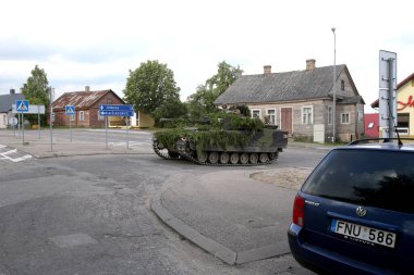 Litvanya 'da askeri eğitim, manevra 06: 18 2016