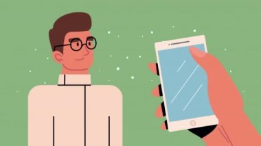 Akıllı telefon ve doktor kullanan eller.