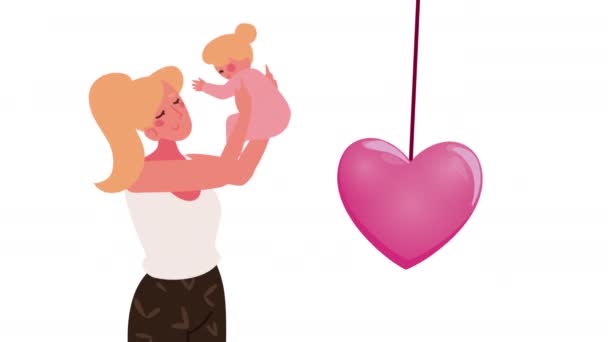 Blond matka drží dítě se srdcem — Stock video