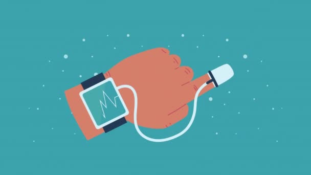 Mano con smartwatch utilizzando l'animazione sanitaria dell'app di cardiologia — Video Stock