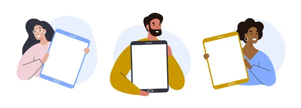 Elinde boş ekranlı tabletler tutan bir grup insan. Renkli vektör illüstrasyonu.