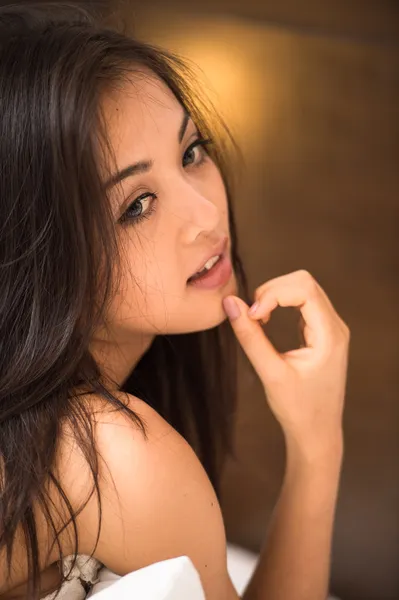 Asiatische schöne junge Mädchen — Stockfoto