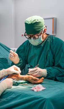 arteriyovenöz fistül son aşama böbrek hastalığı hasta için uzun süreli diyaliz için cerrahın