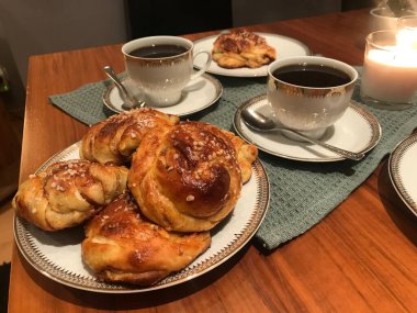 Kahveli İsveç Pastanesi Ürünleri