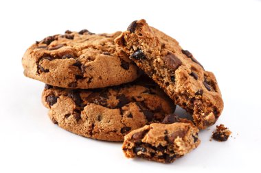 Çikolata parçacıklı kurabiye.