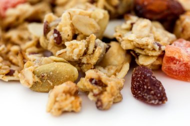 beyaz üzerine müsli detay