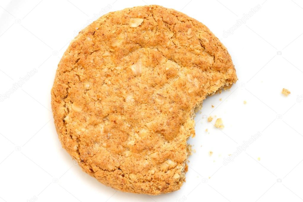 Single golden oat biscuit