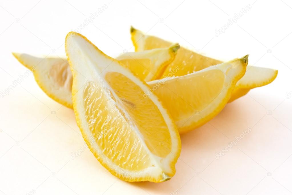 Lemon quarters