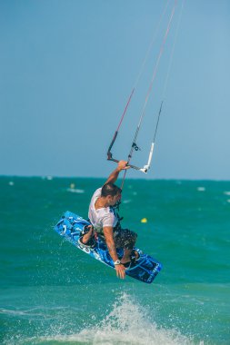 kidesurfer başlayan eylem