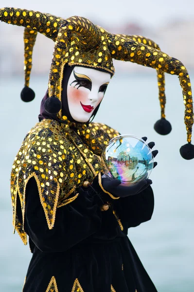 Masker op carnaval van Venetië — Stockfoto