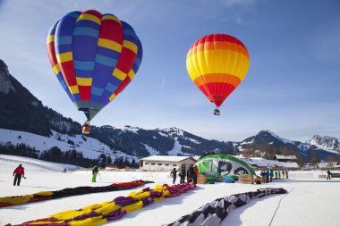 Chateau doex, İsviçre, 3 Şubat: sıcak hava balonu