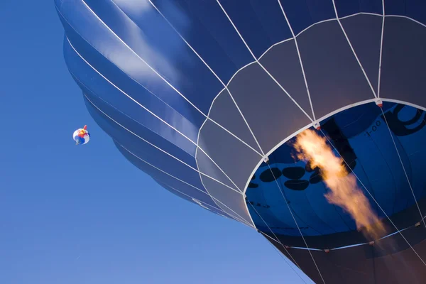 CHATEAU DOEX, SWITZERLAND, FEBRUARY 3: Hot-air balloons — Stock Photo, Image