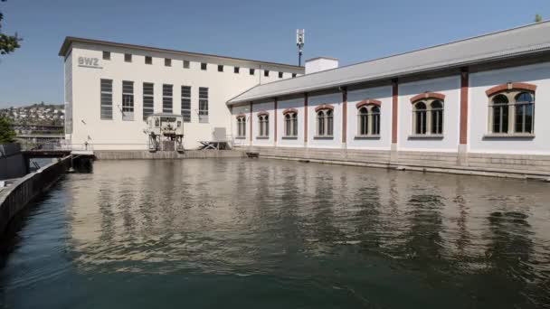 Zurich Switzerland Limmat Letten 2021 Ηλεκτρολογικό Εργοστάσιο Zurich Κεντρικό Κτίριο — Αρχείο Βίντεο