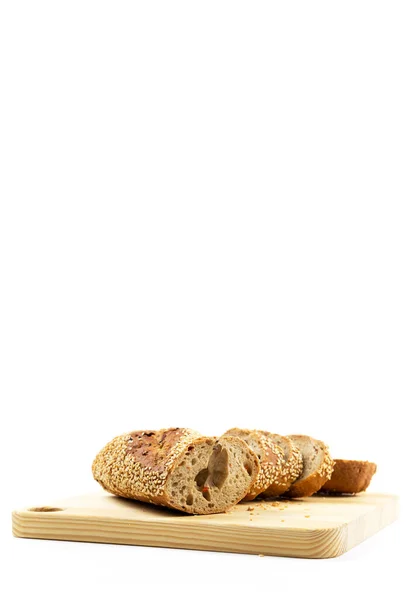 Copy space diet bread with flax seeds, sesame seeds and vegetables. Gluten Free Bread. Healthy food, delicious breakfast, organic product. Low-calorie flour product. Vertical banner — Stock Photo, Image