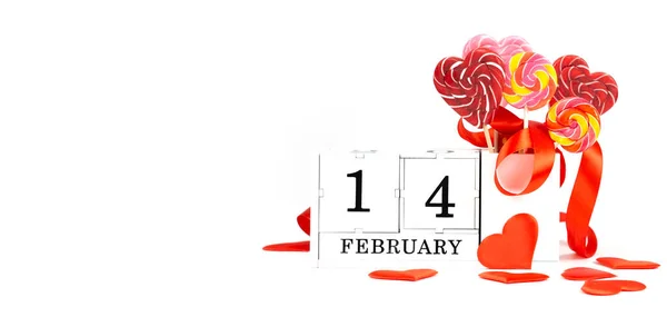 Valentýn Izolovaném Bílém Pozadí Kalendář Kostka Datem Měsícem Svátku Února — Stock fotografie