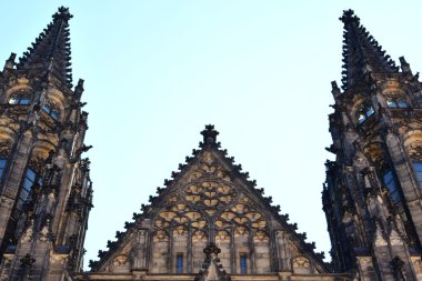 PRAG.