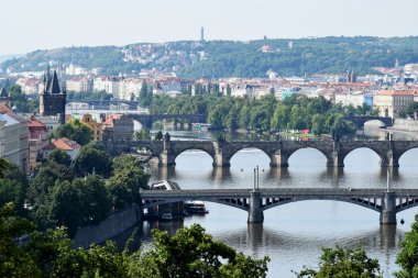 PRAG.