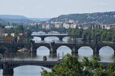 PRAG.
